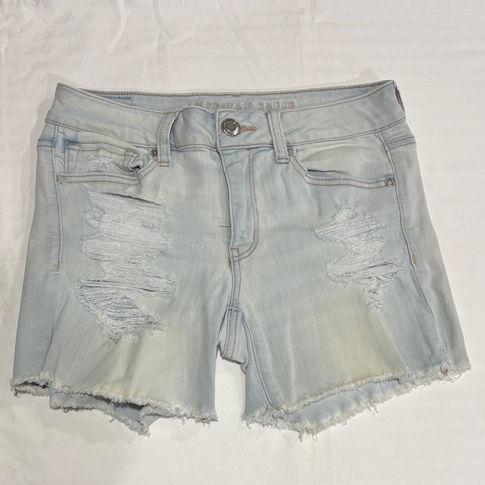 American Eagle Next Level Stretch Distressed Denim Shorts Women’s Size 6